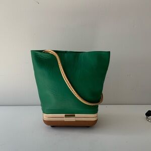Elegant Green Leather Tote Bag with Gold Chain